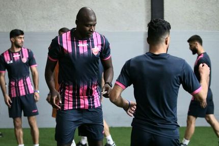 پرسپولیس، فسخ قرارداد دیاباته را تکذیب کرد