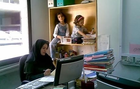 کاهش سن بازنشستگی مادران دارای فرزند با حداقل ۲۰ سال سابقه کار و بیمه 