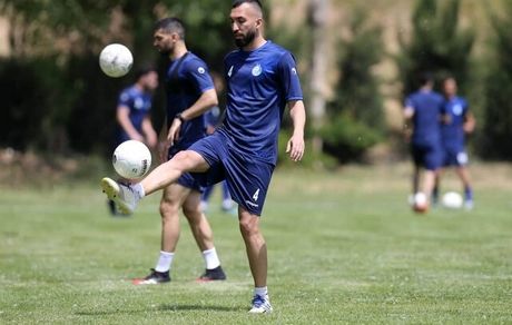 آخرین وضعیت علی کریمی و روزبه چشمی از زبان پزشک استقلال