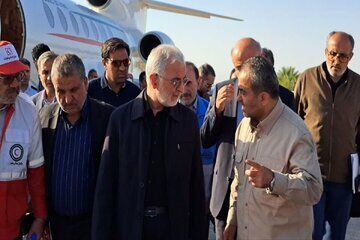 وزیر کشور برای بررسی ابعاد انفجار معدن طبس وارد این شهر شد
