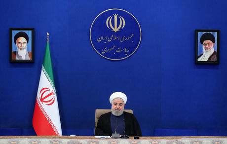 روحانی: شیعه و سنی در کنار یکدیگر برای توسعه کشور تلاش می‌کنند