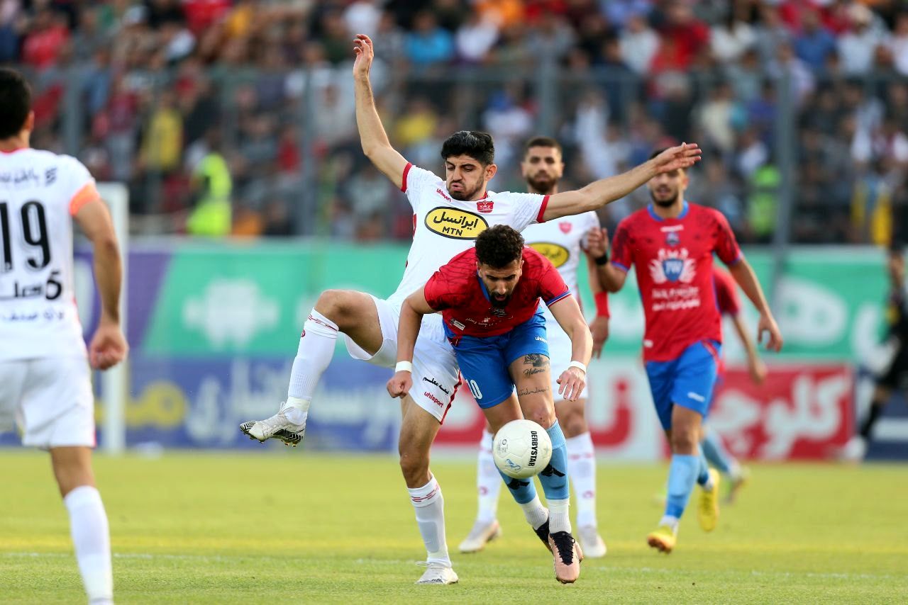بازی پرسپولیس و نساجی و جشن قهرمانی سرخپوشان