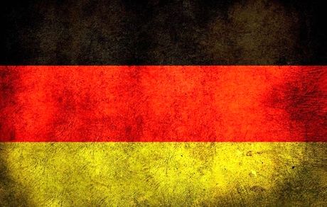 مشاور مرکل: ایران از جایی که آمریکا انتظارش را ندارد، پاسخ خواهد داد