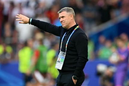 سرمربی نامدار تیم ملی اوکراین برکنار شد