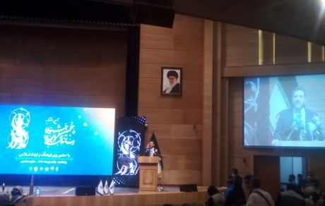 دولت بدنبال شکستن انحصار هنر و رسانه است / رویکردهای فرهنگی و رسانه‌ای بازطراحی می‌شود