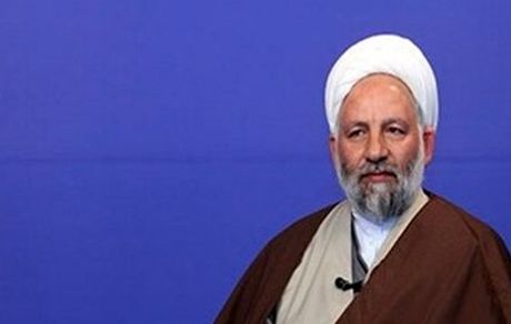 شاگرد آیت الله مصباح یزدی: اصولگرایی منسوخ شده‌ کاری با آن نداریم