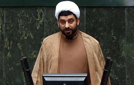  عضو جبهه پایداری به پزشکیان: چرا به من می‌گویند نماینده وقت نشناس؟/ سخنان من را قطع کردید و نگذاشتید حرف بزنم