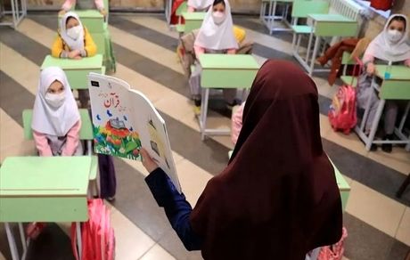میانگین حقوق معلمان ۱۶ میلیون و ۴۲۰ هزار تومان است