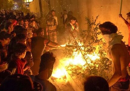 پیشنهاد حسین شریعتمداری به حشدالشعبی: آشوبگران و اراذل اجاره ای عراق را قلع و قمع کنید