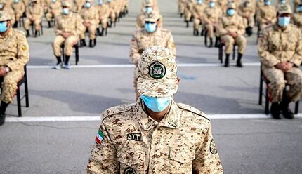 یک نماینده مجلس: باید قانون افزایش حقوق سربازان اجرا شود