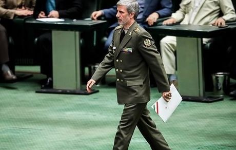 هشدار صریح وزیر دفاع به دشمنان: اشتباه کنید، پاسخی غیرقابل باور دریافت می‌کنید 