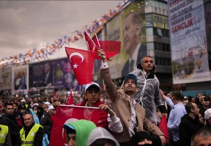 جشن و شادی طرفداران اردوغان در نقاط مختلف ترکیه + ویدئو