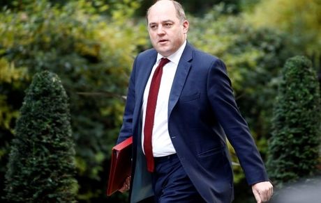 وزیر دفاع انگلیس: برجام هنوز زنده است