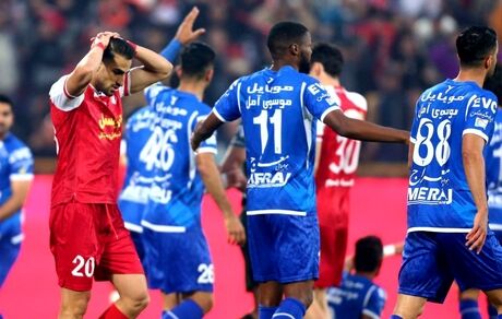 جواد خیابانی از گزارش دربی ۱۰۳ انصراف داد / بازی شهرآورد با دو گزارشگر پخش می‌شود