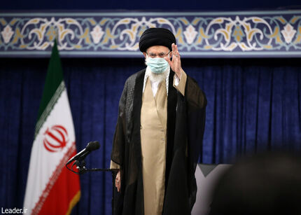 جمهوری اسلامی با الهام از اهل‌بیت اژدهای هفت‌سر استکبار را عقب راند و پیشرفت کرد