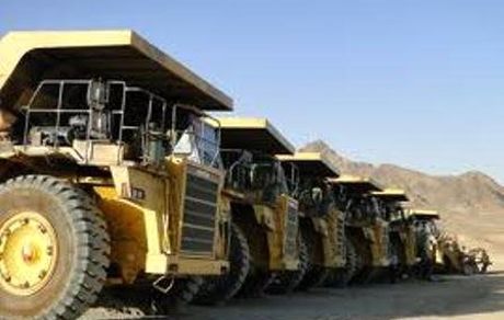 بلاتکلیفی ۱۶۰ دستگاه ماشین‌آلات راه‌سازی قاچاق
