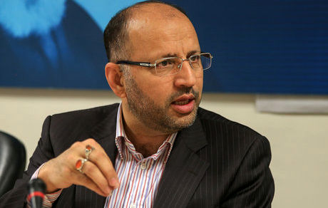 دشتی اردکانی: باید قانون برنامه هفتم توسعه منطبق با واقعیات باشد