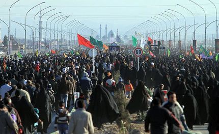 بیش از ۱۰ هزار زائر اربعین دچار گرمازدگی و سردرد شدید شدند