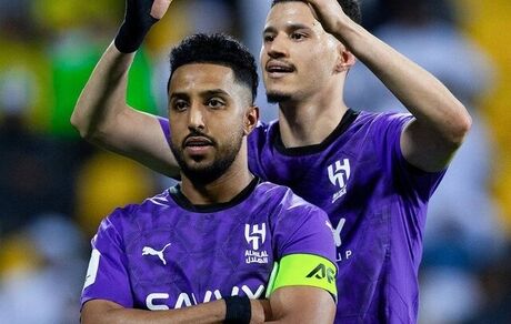 الهلال برد و صدرنشین صعود کرد / پرسپولیس تهران حذف شد