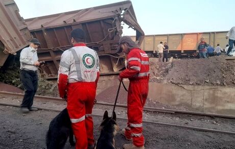 انسداد خط ریلی تهران - جنوب در محدوده استان لرستان
