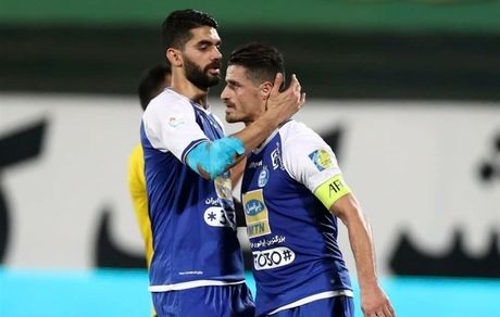 وضعیت نامعلوم کریمی و ناراحتی کاپیتان استقلال