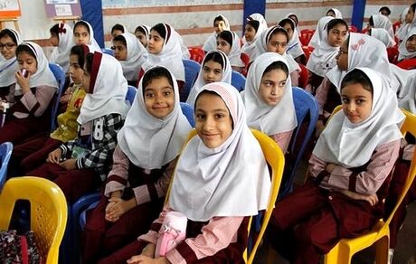 اولویت سکونت ، تثبیت لباس فرم برای ۳ سال و عدم اجباری بودن کلاس‌های فوق‌برنامه برای ثبت نام دانش آموزان