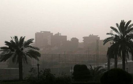 صدها نفر در قشم بدلیل گردوغبار راهی بیمارستان شدند