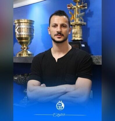 مهاجم استقلال به این باشگاه اخطار داد