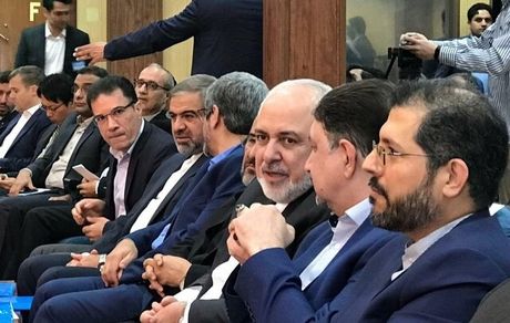 
آغاز کنفرانس یکجانبه‌گرایی و حقوق بین‌الملل با حضور ظریف
