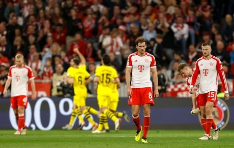 بایرن مونیخ به زنبورها هم باخت