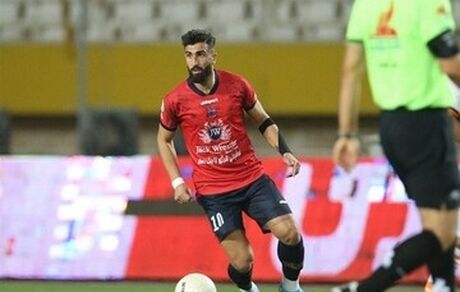 بازیکن پرسپولیسی در راه فولاد خوزستان علی منصوریان