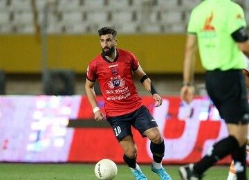 بازیکن پرسپولیسی در راه فولاد خوزستان علی منصوریان