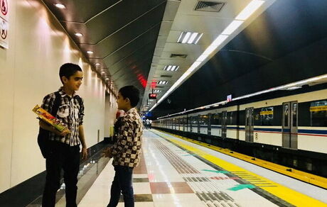 پیگیری تصویب قانون «ممنوعیت ورود دستفروشان به واگن‌های مترو»