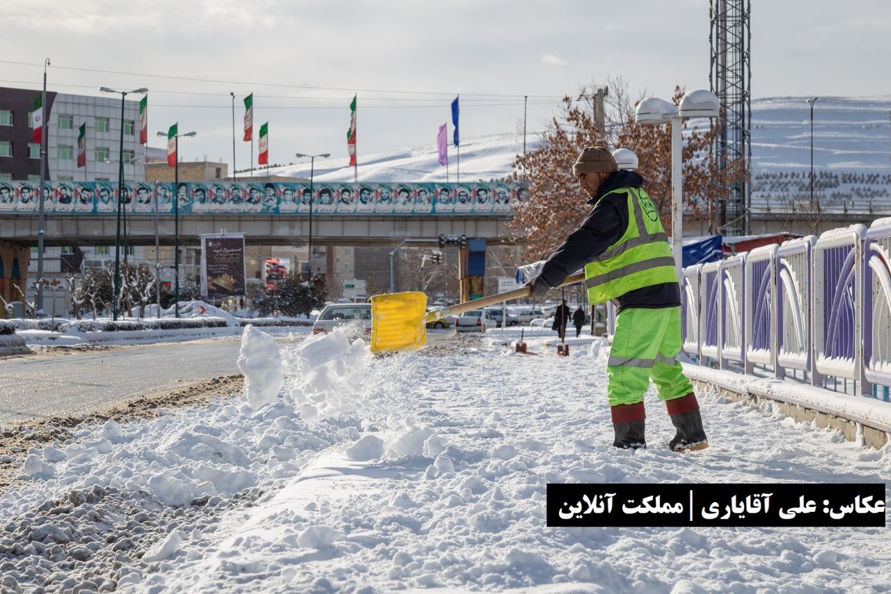 نیمه نخست زمستان ارومیه گذشت / دو ماه متفاوت بی و با برف
