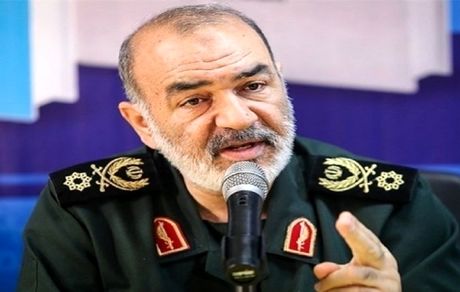 فرمانده کل سپاه: دشمنان ترسیده‌اند و در آماده‌باش هستند