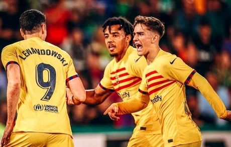 بارسلونا و یوونتوس پیروز دیدارهای امشب فوتبال