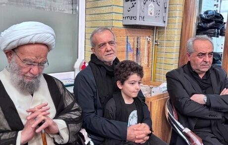 حضور رئیس جمهور در جمع عزاداران تبریزی