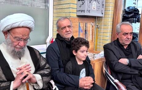 حضور رئیس جمهور در جمع عزاداران تبریزی