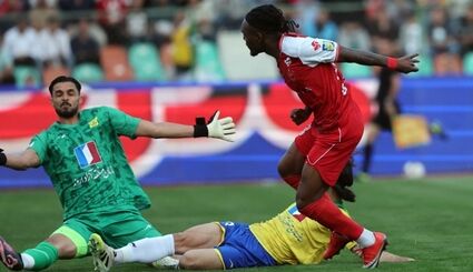 پرسپولیس به صدر جدول نزدیک شد
