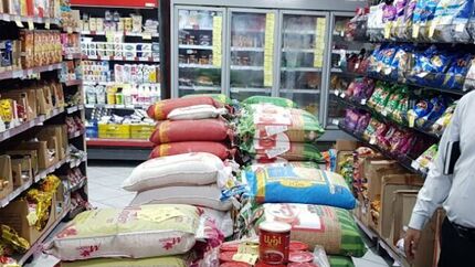 کمبود کالاهای اساسی نداریم
