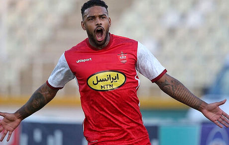 لوکادیا ۲۰ میلیارد تومان از پرسپولیس گرفت و از ایران رفت / هر گل ۳ میلیارد!