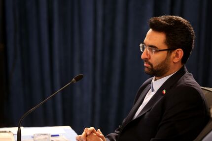 هشدار آذری‌جهرمی نسبت به کلاهبرداری با نام «شبکه شاد»