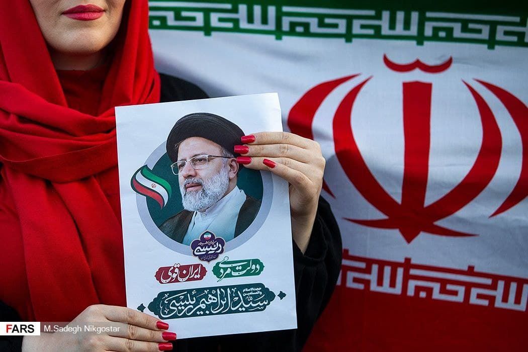 جشن پیروزی طرفداران سیدابراهیم رئیسی در قم، تهران و مشهد