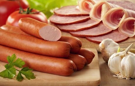 نقش موثر سوسیس و کالباس در ابتلا به سرطان روده بزرگ
