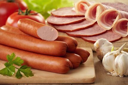نقش موثر سوسیس و کالباس در ابتلا به سرطان روده بزرگ