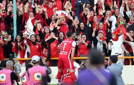 پرسپولیس ۲ - صنعت نفت صفر؛ پاگشای لوکادیا با گلزنی در حضور زنان