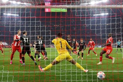 بایرن مونیخ بازی را باخته را با ۶ گل برد