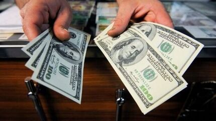 بانک مرکزی، ادعای خروج ۷۰ میلیارد دلار از کشور را تکذیب کرد