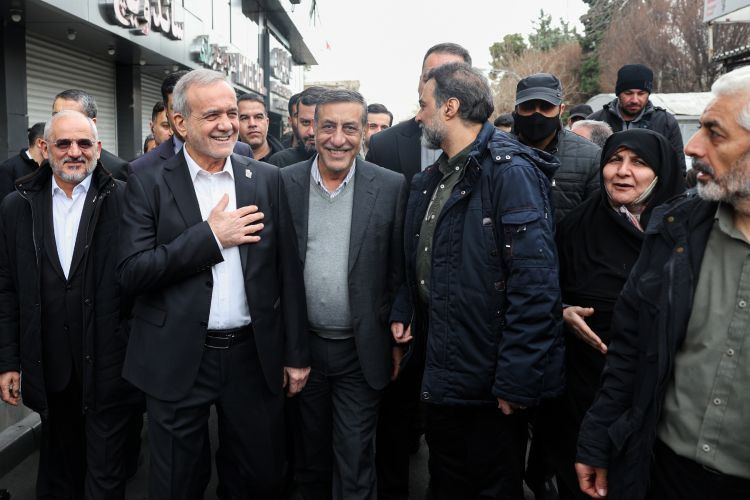 حضور آحاد مردم در راهپیمایی ۲۲ بهمن | تصاویر