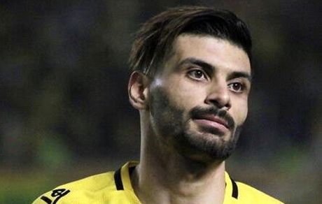 مدافع تراکتور از هواداران عذرخواهی کرد